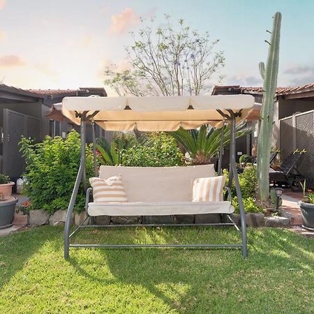 גנאדי Ilaira Sea View Bungalow מראה חיצוני תמונה